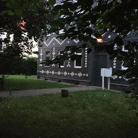 Apartment Ferienwohnung Blumenstadt แอร์ฟวร์ท ภายนอก รูปภาพ