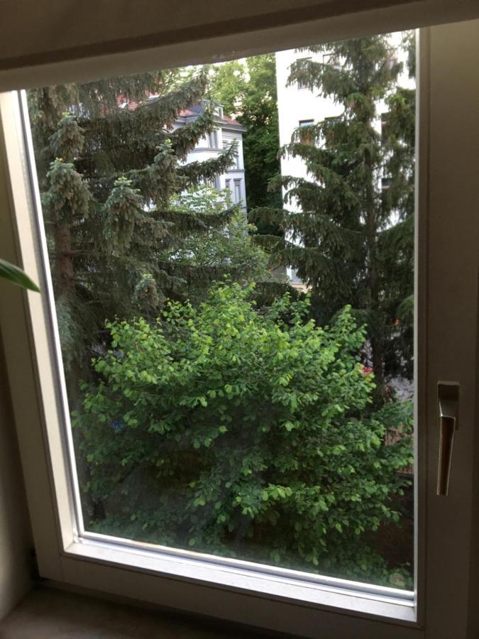 Apartment Ferienwohnung Blumenstadt แอร์ฟวร์ท ภายนอก รูปภาพ
